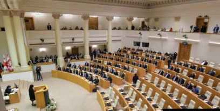 Georgian Lawmakers Advance Bill To Halt Funding Of Parties Boycotting Parliament