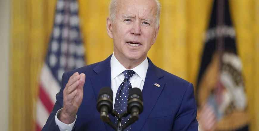 US imposes new sanctions on Russia, expels diplomats