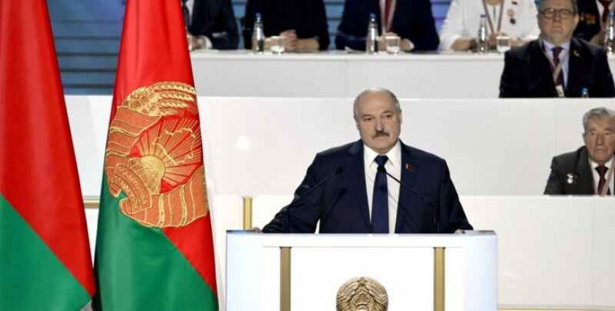 Lukashenko orders closure of Belarus border with Ukraine