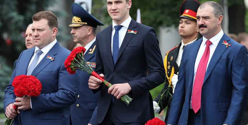 Lithuania Says Belarus Using Migrants To Pressure EU, Calls For More Sanctions