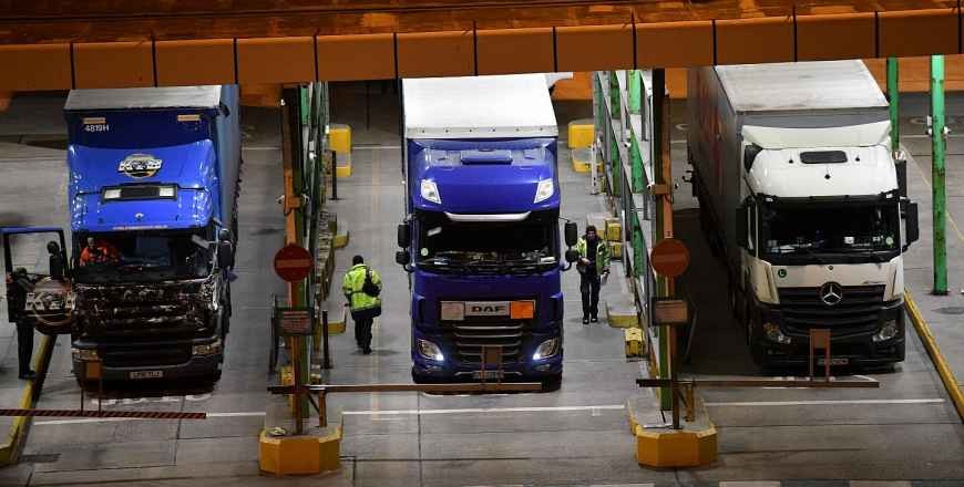 UK delays full post-Brexit border checks from EU