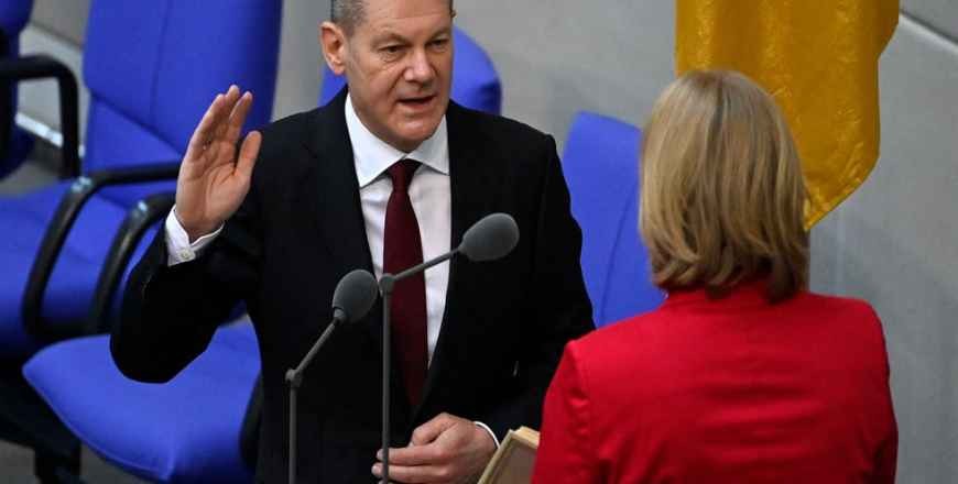 Olaf Scholz sworn in as chancellor, ending Germany’s Merkel era