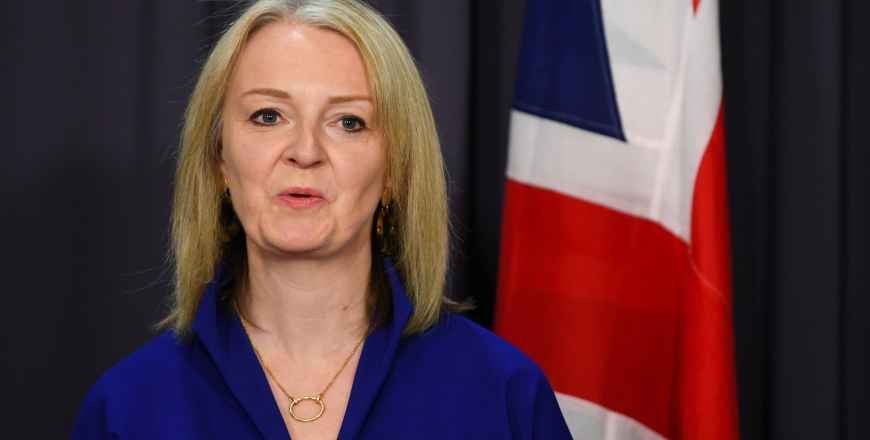 Britain warns Russia over Ukraine: we’re working on high-impact sanctions