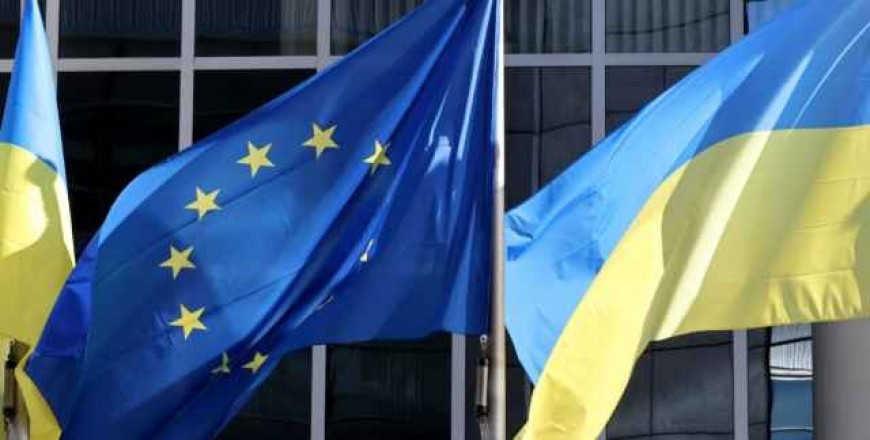 EU Doubles Military Aid For Ukraine To 500 Million Euros, Mulls Fresh Russia Sanctions
