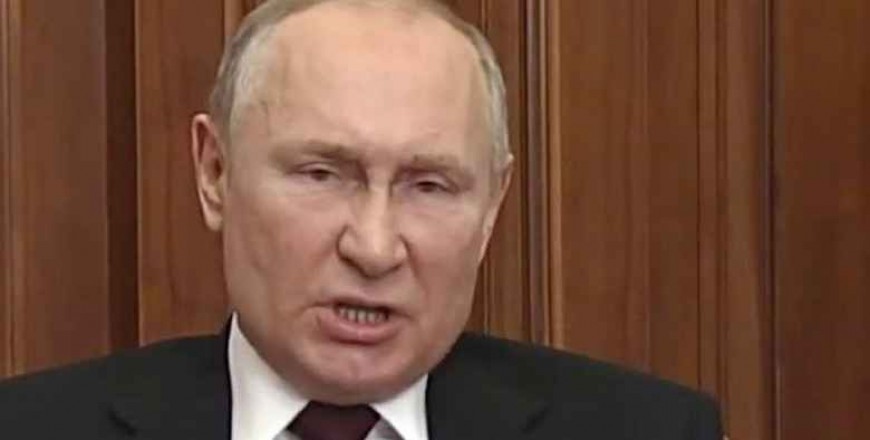 Putin Signs Decree Creating Ruble Payment System For Russian Gas To Bolster Currency