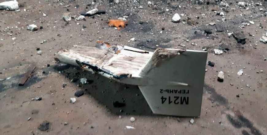 Russia dive-bombs Kyiv with 'kamikaze' drones