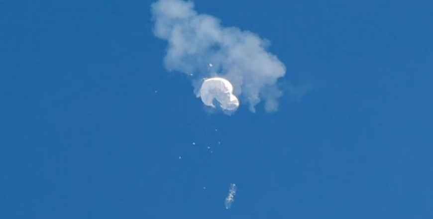 US fighter jet shoots down suspected Chinese spy balloon