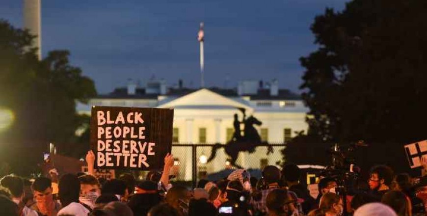 Unprecedented internal crisis in the United States